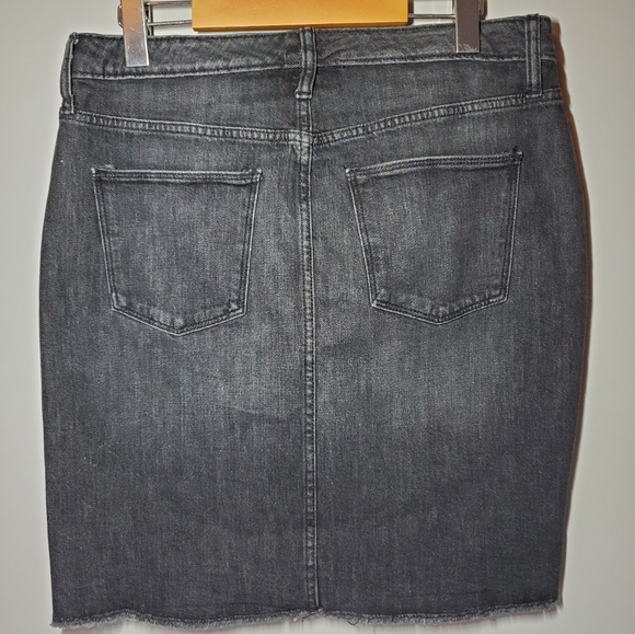 UNIVERSAL THREAD NWOT Grey Denim Skirt Sz. 10 - Picture 5 of 5